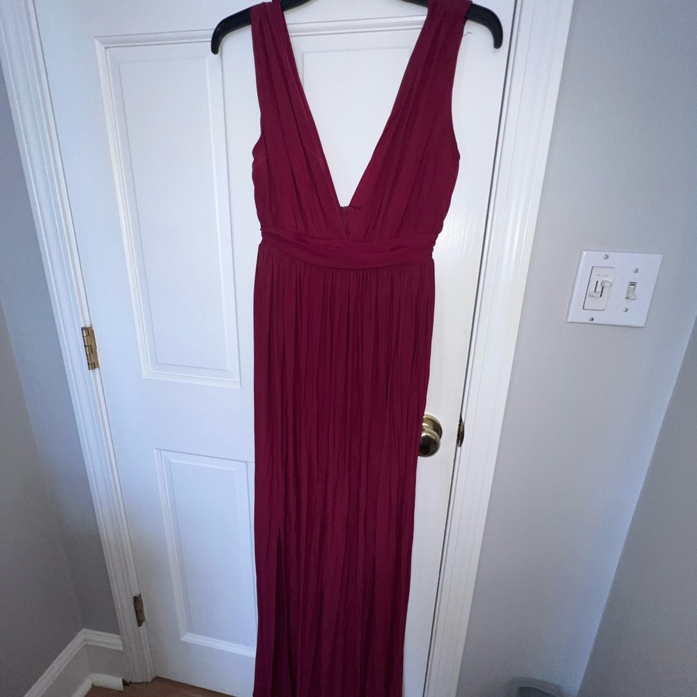 Windsor Deep V Maxi Dress in Burgundy